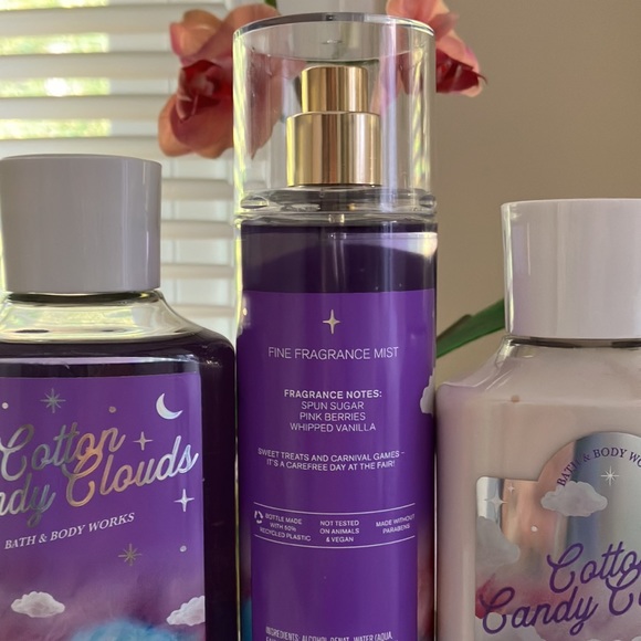 ❌SOLD ❌Bath and Body Cotton Candy Clouds Body Care Bundle Set NWT - Picture 2 of 4